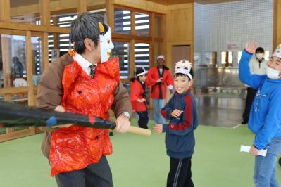 校長先生鬼が登場
