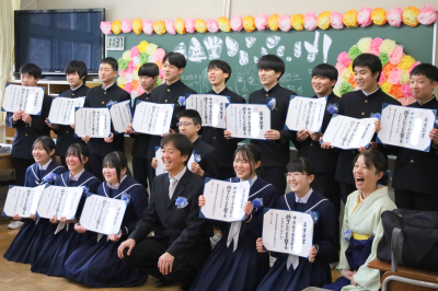 教室での記念撮影
